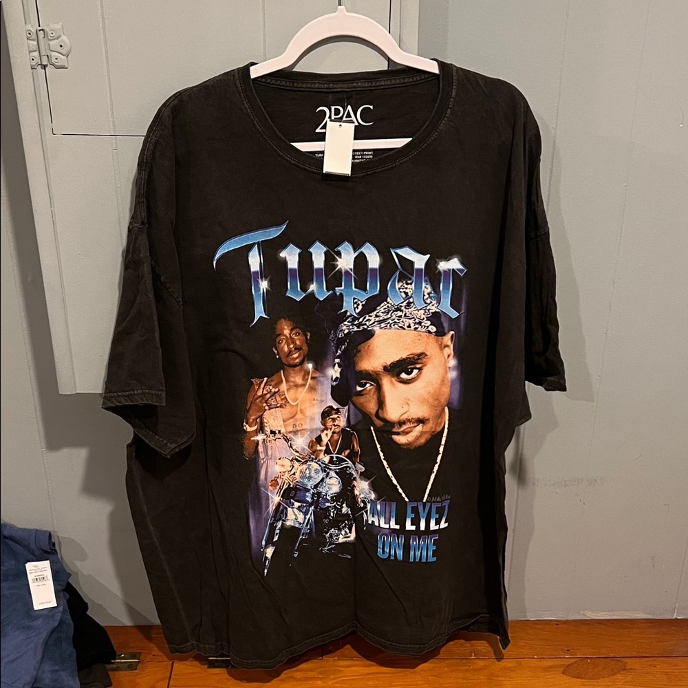 Womens NWT 2PAC 'All Eyez On Me' Black Graphic Tee size 2x